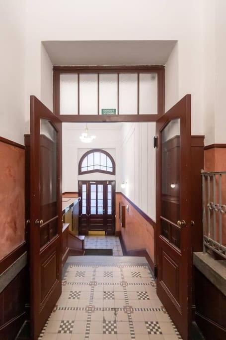 Luxury Apartment On Old Town Square Praga Exterior foto